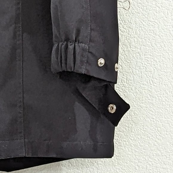 Liz Claiborne Black & Beige Lined Raincoat w/Removable Hood (LP) - Picture 7 of 11